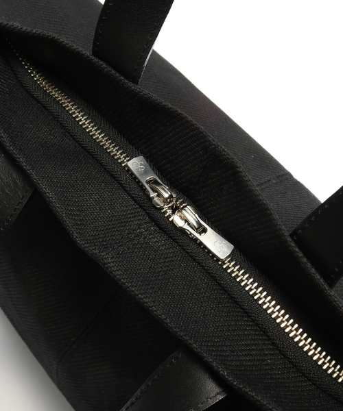 SimplyComplicated(シンプリーコンプリケイテッド)の「SimplyComplicated/シンプリーコンプリケイテッド JUTE CANVAS TOTE BAG(トートバッグ・メンズ・ブラウン/ブラック・FREE)」の7枚目の写真