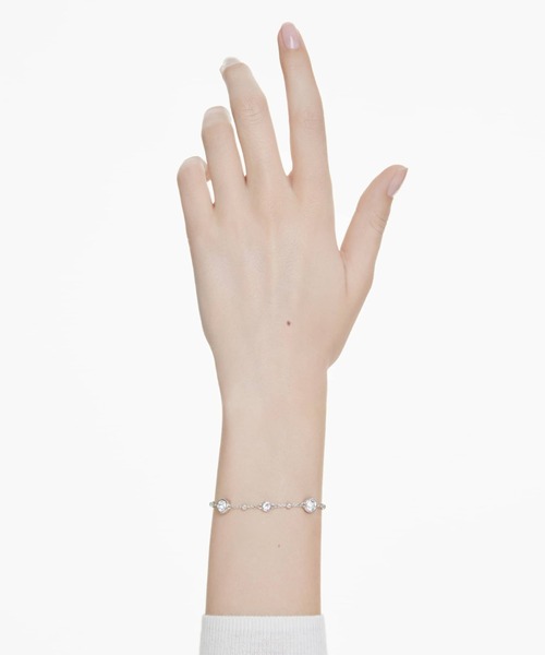 SWAROVSKI（スワロフスキー）の「【公式】【スワロフスキー】Imber ブレスレット, ラウンドカット, ホワイト, ロジウム・プレーティング（ブレスレット・レディース・ホワイト・M）」の2枚目の写真