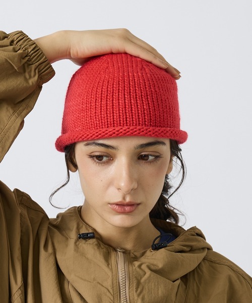 POLeR(ポーラー)の「【POLER / ポーラー】ROLL UP BEANIE / ロールアップビーニー(ニットキャップ/ビーニー・メンズ・ブラック/チャコールグレー/ダークブラウン/レッド・フリー)」の4枚目の写真