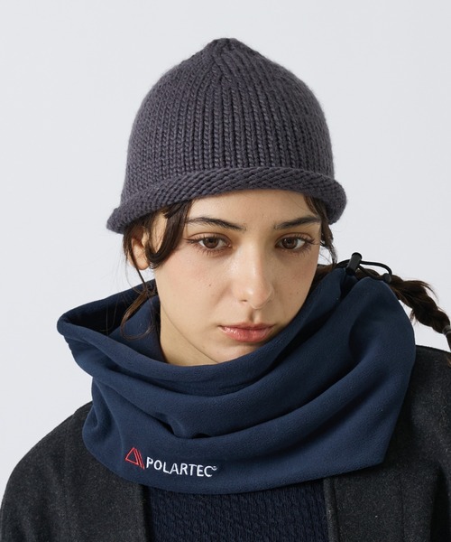 POLeR(ポーラー)の「【POLER / ポーラー】ROLL UP BEANIE / ロールアップビーニー(ニットキャップ/ビーニー・メンズ・ブラック/チャコールグレー/ダークブラウン/レッド・フリー)」の1枚目の写真