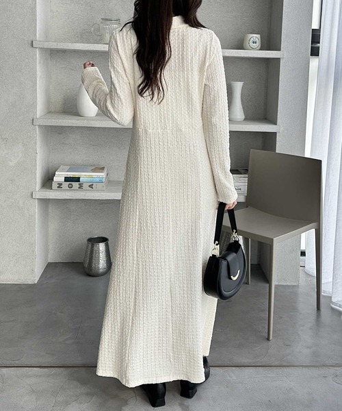 GeeRA（ジーラ）の「全骨格細見え！レース見えポロ襟表面感素材マーメイドワンピース（ワンピース・レディース・アイボリー/ブラック・X-LARGE/LARGE/MEDIUM）」の16枚目の写真