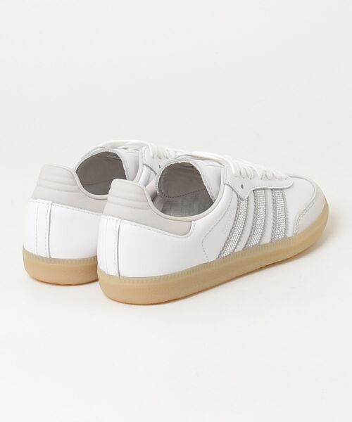 adidas（アディダス）の「SAMBA OG W / アディダスオリジナルス adidas Originals（スニーカー・レディース・ホワイト×シルバー/ホワイト×ブラック・22.0cm/22.5cm/23.0cm/23.5cm/24.0cm/24.5cm/25.0cm/25.5cm/26.0cm/26.5cm/27.0cm/27.5cm/28.0cm/28.5cm/29.0cm）」の17枚目の写真