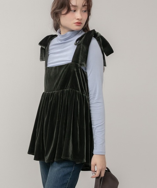 HEILIS(ヘイリス)の「ストレッチハイネックカットソー / ブルー アイボリー グレー ブラック ホワイト 春服 秋服 冬服 レイヤード トップス インナー 長袖 ストレッチ 韓国 無地 重ね着 ノームコア シンプル カジュアル タートルネック(Tシャツ/カットソー・レディース・グレー/ブルー/ブラック/アイボリー・FREE)」の9枚目の写真
