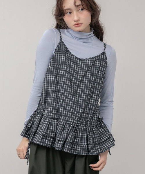 HEILIS(ヘイリス)の「ストレッチハイネックカットソー / ブルー アイボリー グレー ブラック ホワイト 春服 秋服 冬服 レイヤード トップス インナー 長袖 ストレッチ 韓国 無地 重ね着 ノームコア シンプル カジュアル タートルネック(Tシャツ/カットソー・レディース・グレー/ブルー/ブラック/アイボリー・FREE)」の10枚目の写真