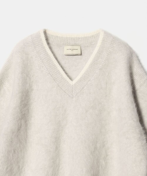 UNITED ARROWS（ユナイテッドアローズ）の「フォックスカシミヤ バイカラー Vネックニット（ニット/セーター・レディース・その他9/その他6・FREE）」の15枚目の写真