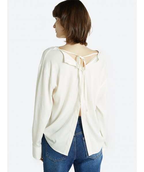 HAVELESS(ハブレス)の「DRAPED OPEN BACK BLOUSE CREME(シャツ/ブラウス・レディース・その他・FREE)」の3枚目の写真
