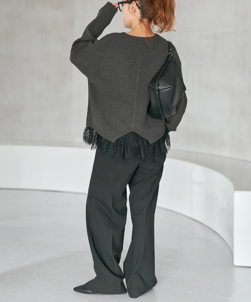 Spick & Span（スピックアンドスパン）の「《追加》レースドッキング畦ニットプルオーバー（ニット/セーター・レディース・ベージュ/チャコールグレー・FREE）」の11枚目の写真