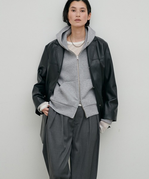 LARUTA（ラルータ）の「【LARUTA】ダンボールフードZIP付きプルオーバー（パーカー・レディース・オフホワイト/グレー/チャコールグレー・FREE）」の18枚目の写真
