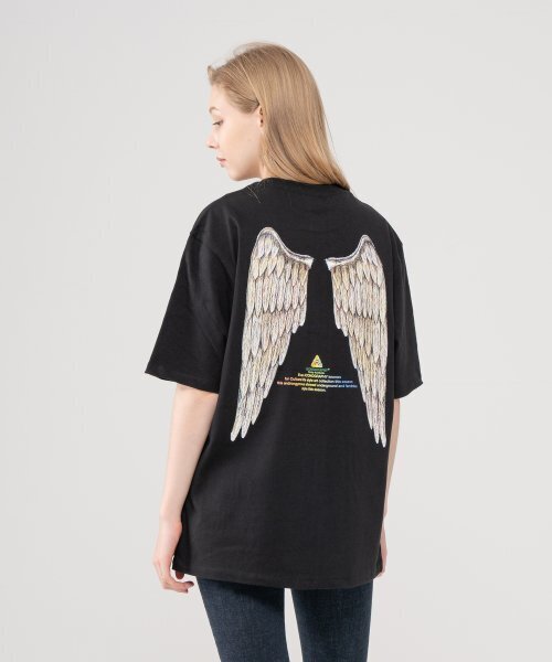 ICONOGRAPHY(アイコノグラフィー)の「WING TATTOO BK(Tシャツ/カットソー・レディース・ブラック・S/M/L/XL)」の3枚目の写真