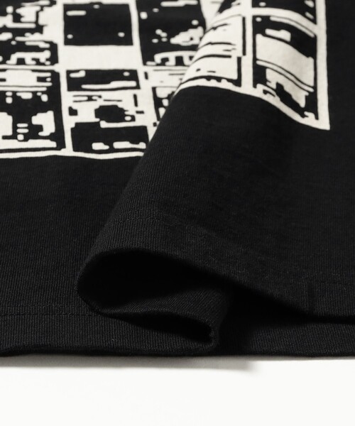 C.E（シーイー）の「C.E / MD Gui T（Tシャツ/カットソー・メンズ・ブラック・XL/L/M）」の6枚目の写真