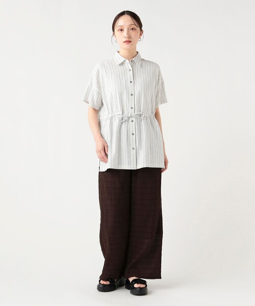 BEAMS HEART(ビームスハート)の「麻混 ウエスト ドロスト シャツ(シャツ/ブラウス・レディース・その他/オフホワイト/レッド・FREE)」の4枚目の写真