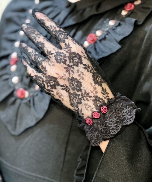 axes femme（アクシーズファム）の「巻きバラレースグローブ（手袋・レディース・ブラック/ホワイト・FREE）」の2枚目の写真