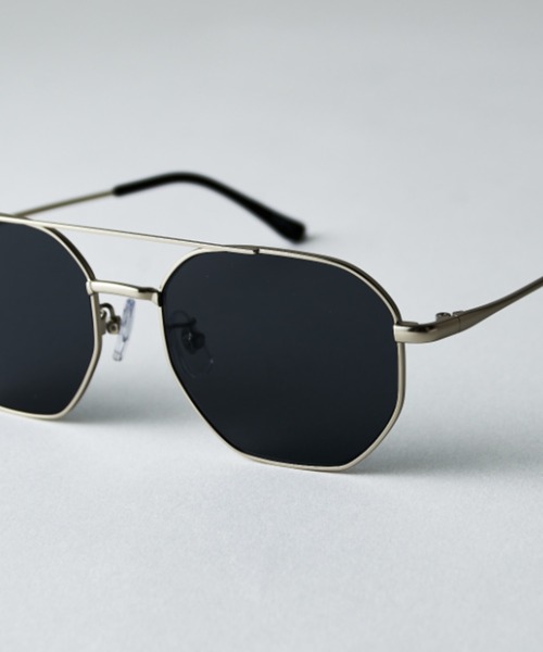 Lui's（ルイス）の「アビエイターサングラス（サングラス・メンズ・ゴールド/シルバー系その他/シルバー・FREE）」の4枚目の写真