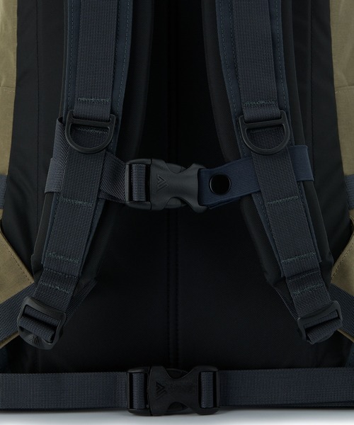 GREGORY（グレゴリー）の「オールデイ ALL DAY V2.1 サンドストーム（バックパック/リュック・メンズ・ベージュ系・ONE SIZE）」の7枚目の写真