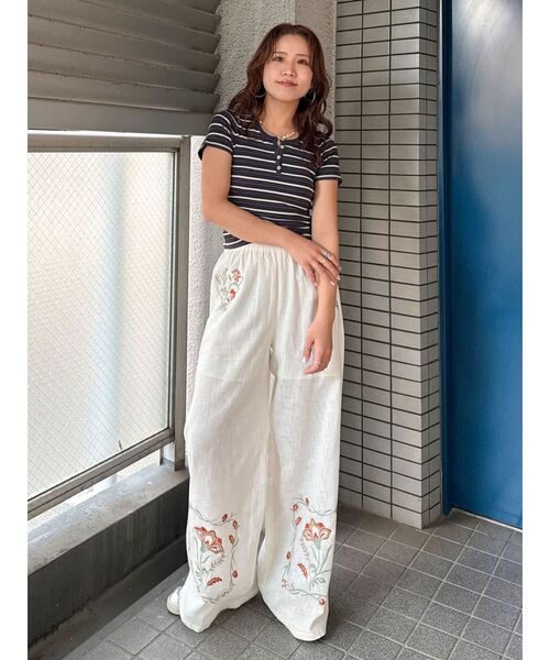 Ungrid(アングリッド)の「マルチボーダーヘンリーTee(Tシャツ/カットソー・レディース・レッド/チャコールグレー/ブラウン・FREE)」の21枚目の写真