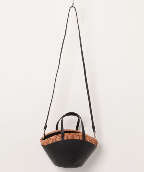 The Bagmati（ザバグマティ）の「【The Bagmati/ザバグマティ】ボート形　台形　 かごバッグ（かごバッグ・レディース・ベージュ×ブラック・FREE）」の2枚目の写真