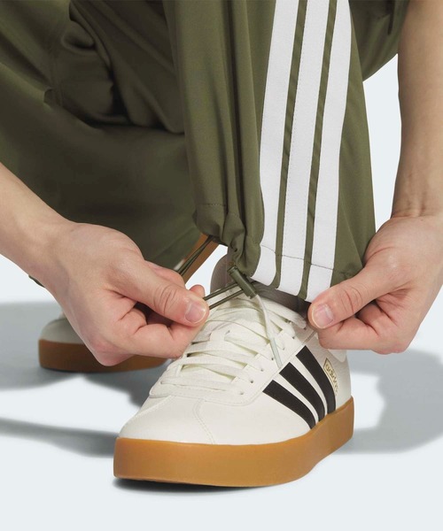 adidas（アディダス）の「ルーズフィット ライト ウーブン カーゴポケット ストレートレッグ パンツ / アディダス adidas　カーゴパンツ（カーゴパンツ・メンズ・ブラック/カーキ・XX-LARGE/X-SMALL/3XL/SMALL/MEDIUM/LARGE/X-LARGE）」の8枚目の写真