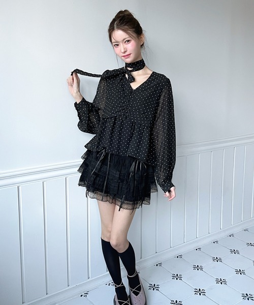by muni:r(バイ ムニール)の「【タイスカーフ付き】ドットシャーリングタイブラウス(シャツ/ブラウス・レディース・アイボリー/ブラック・FREE)」の14枚目の写真