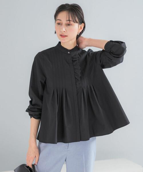 URBAN RESEARCH ROSSO WOMEN(アーバンリサーチ ロッソ)の「『WEB限定』フリルネックレースデザインシャツブラウス(シャツ/ブラウス・レディース・グレー系その他/オフホワイト/ブラック・FREE)」の7枚目の写真