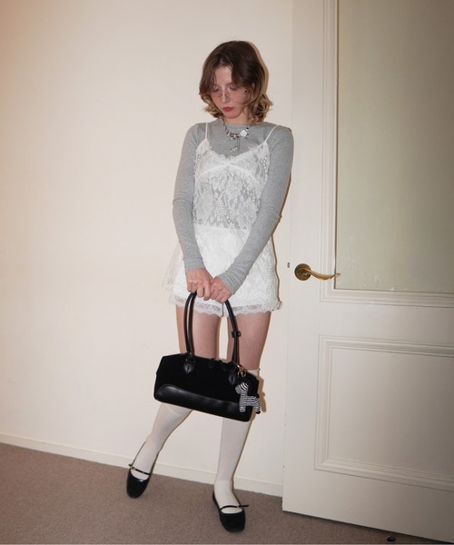 IMARI(イマリ)の「【 IMARI / イマリ 】 フラワー モチーフ チャーム チェーン ネックレス(ネックレス・レディース・シルバー・FREE)」の4枚目の写真