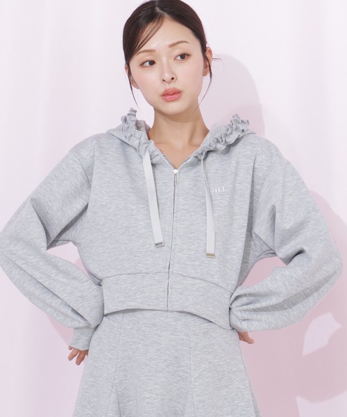 JILL by JILL STUART（ジルバイジルスチュアート）の「ダイバーセットアップ　フリルパーカー（パーカー・レディース・ベージュ/ブラック/グレー・FREE）」の14枚目の写真