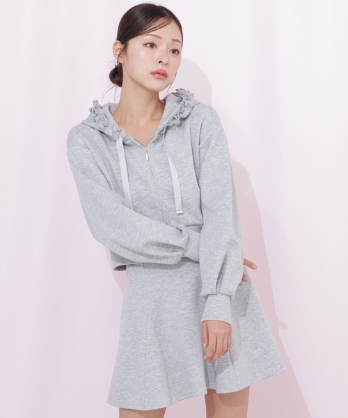 JILL by JILL STUART（ジルバイジルスチュアート）の「ダイバーセットアップ　フリルパーカー（パーカー・レディース・ベージュ/ブラック/グレー・FREE）」の16枚目の写真