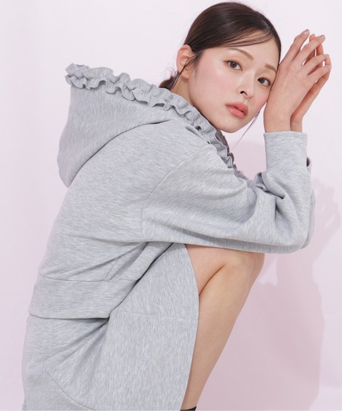 JILL by JILL STUART（ジルバイジルスチュアート）の「ダイバーセットアップ　フリルパーカー（パーカー・レディース・ベージュ/ブラック/グレー・FREE）」の20枚目の写真