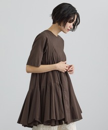 SALON adam et rope'（サロン アダム エ ロペ）の「【AAYUSHI（アユーシ） for SALON】別注ボリュームフレアハーフスリーブワンピース（ワンピース）」