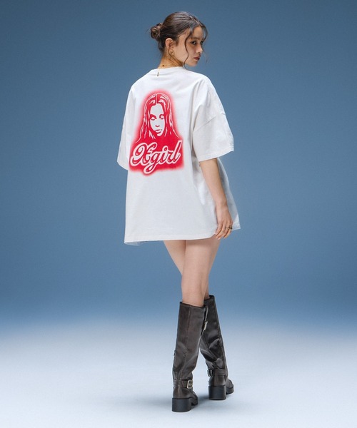 X-girl(エックスガール)の「SPRAY FACE S/S BIG TEE DRESS(ワンピース・レディース・ホワイト/チャコール/ベージュ・S/M)」の1枚目の写真