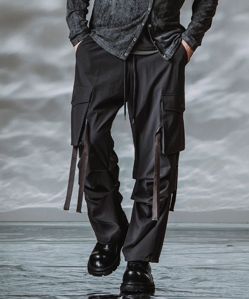 NO ID.（ノーアイディ）の「mp14808-ﾃｯｸｲｰｼﾞｰｶｰｺﾞPT パンツ(858006-445P)（カーゴパンツ・メンズ・ブラック/グレー・2/1）」の9枚目の写真