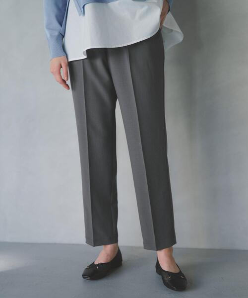 OPAQUE.CLIP（オペークドットクリップ）の「美脚ストレッチイージーテーパードパンツ【洗濯機OK】（その他パンツ・レディース・チャコールグレー/ブラック/ライトベージュ/ピンク・34/36/38/40/42）」の10枚目の写真