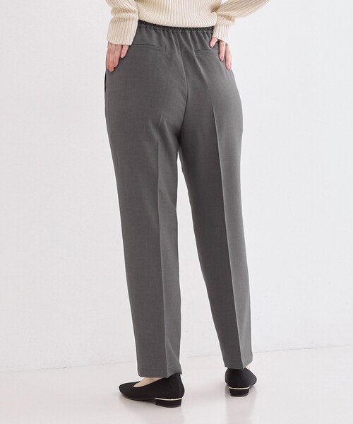 OPAQUE.CLIP（オペークドットクリップ）の「美脚ストレッチイージーテーパードパンツ【洗濯機OK】（その他パンツ・レディース・チャコールグレー/ブラック/ライトベージュ/ピンク・34/36/38/40/42）」の12枚目の写真