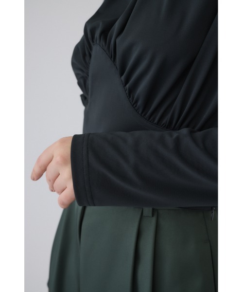 RIM.ARK(リムアーク)の「Hidden detail drape tops ヒドゥン ディテール ドレープ トップス(シャツ/ブラウス・レディース・ブラック・38/36)」の14枚目の写真