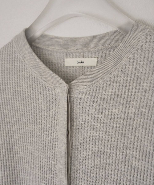 anuke(アンヌーク)の「anuke Waffle Loose Henleytops ワッフルルーズヘンリートップス/62620605(Tシャツ/カットソー・レディース・オートミール・ONE SIZE)」の10枚目の写真
