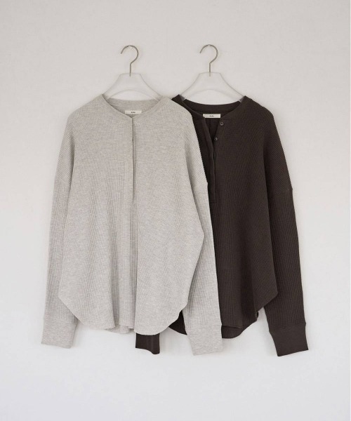 anuke(アンヌーク)の「anuke Waffle Loose Henleytops ワッフルルーズヘンリートップス/62620605(Tシャツ/カットソー・レディース・オートミール・ONE SIZE)」の8枚目の写真