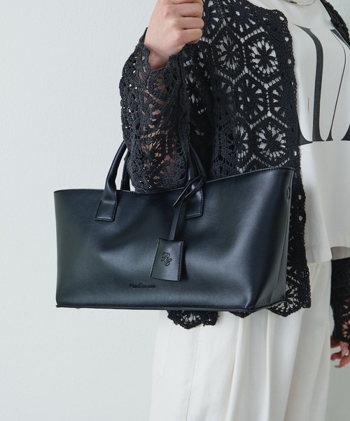 PUAL CE CIN（ピュアルセシン）の「フェイクレザー2WAYワイドBAG（トートバッグ・レディース・ブラック・FREE）」の13枚目の写真