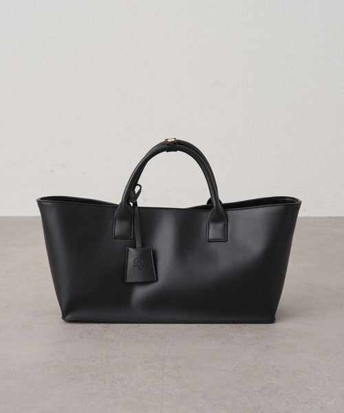 PUAL CE CIN（ピュアルセシン）の「フェイクレザー2WAYワイドBAG（トートバッグ・レディース・ブラック・FREE）」の4枚目の写真