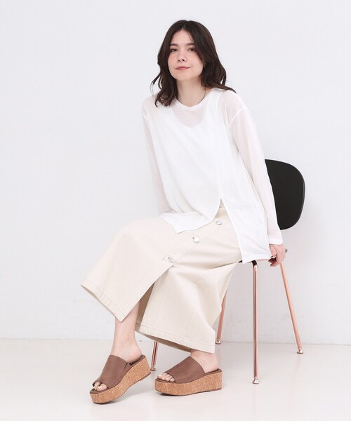OPAQUE.CLIP（オペークドットクリップ）の「シアースリットカットソー【洗濯機OK】（Tシャツ/カットソー・レディース・ホワイト/ライトグレー/チャコールグレー・38/40）」の5枚目の写真