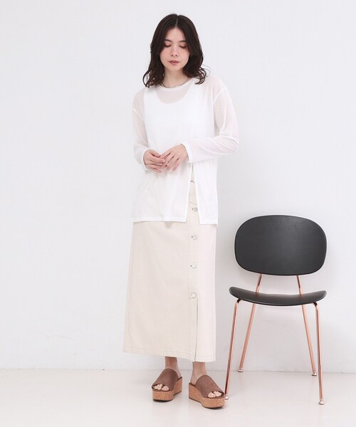 OPAQUE.CLIP（オペークドットクリップ）の「シアースリットカットソー【洗濯機OK】（Tシャツ/カットソー・レディース・ホワイト/ライトグレー/チャコールグレー・38/40）」の6枚目の写真