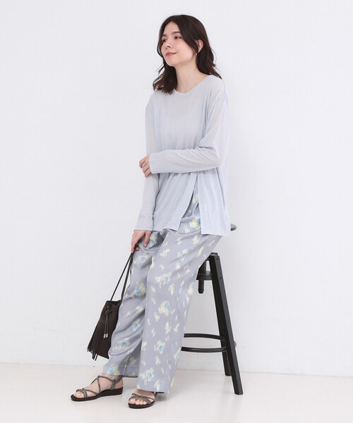 OPAQUE.CLIP（オペークドットクリップ）の「シアースリットカットソー【洗濯機OK】（Tシャツ/カットソー・レディース・ホワイト/ライトグレー/チャコールグレー・38/40）」の9枚目の写真