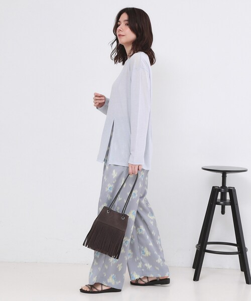 OPAQUE.CLIP（オペークドットクリップ）の「シアースリットカットソー【洗濯機OK】（Tシャツ/カットソー・レディース・ホワイト/ライトグレー/チャコールグレー・38/40）」の10枚目の写真