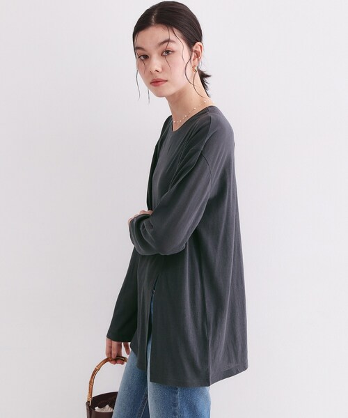 OPAQUE.CLIP（オペークドットクリップ）の「シアースリットカットソー【洗濯機OK】（Tシャツ/カットソー・レディース・ホワイト/ライトグレー/チャコールグレー・38/40）」の12枚目の写真