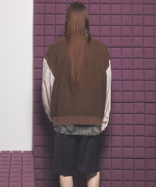 MAISON SPECIAL(メゾンスペシャル)の「《UNISEX》Shirt Docking Prime-Over V-neck Knit Pullover/シャツドッキングプライムオーバーVネックニットプルオーバー【MAISON SPECIAL/メゾンスペシャル】(ニット/セーター・メンズ・ブラウン/ネイビー・0/1/2)」の14枚目の写真