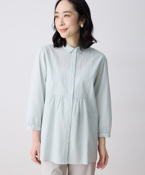 DECOY SINCE 1981（デコイシンスイチキュウハチイチ）の「刺しゅうストライプブラウス（シャツ/ブラウス・レディース・ネイビー/グリーン/ブルー・9号/11号/13号/15号/17号）」の5枚目の写真