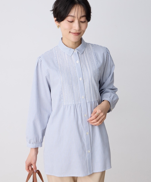 DECOY SINCE 1981（デコイシンスイチキュウハチイチ）の「刺しゅうストライプブラウス（シャツ/ブラウス・レディース・ネイビー/グリーン/ブルー・9号/11号/13号/15号/17号）」の8枚目の写真