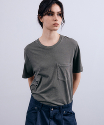 NUAKLE（ヌアクル）の「(w) ソフトダイデポケットT_カーキ（Tシャツ/カットソー）」