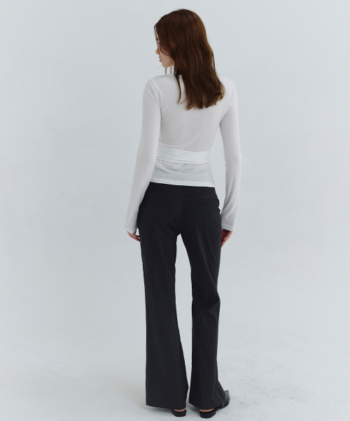 MICANE(ミケーネ)の「ミネイレイヤードストラップT(Tシャツ/カットソー・レディース・スカイブルー/アイボリー/チャコール・SMALL/MEDIUM/LARGE/X-LARGE)」の7枚目の写真
