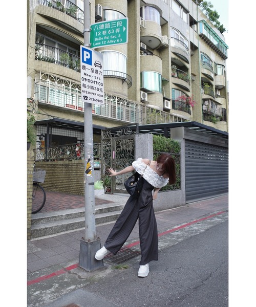 MISTREASS(ミストレアス)の「BI-COLOR FRILL ALL IN ONE(つなぎ/オールインワン・レディース・ブラック/グレー・FREE)」の16枚目の写真