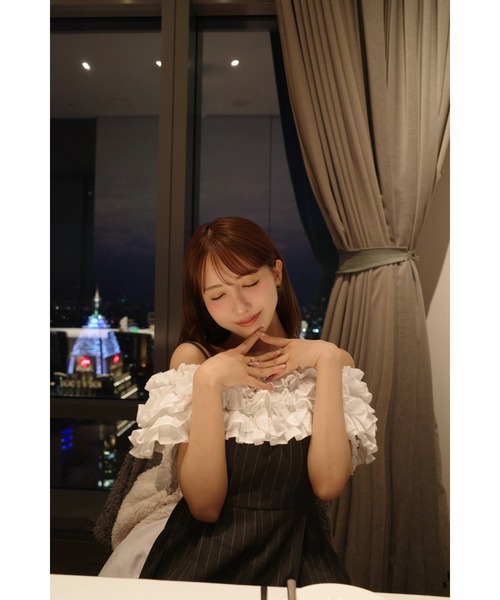 MISTREASS(ミストレアス)の「BI-COLOR FRILL ALL IN ONE(つなぎ/オールインワン・レディース・ブラック/グレー・FREE)」の15枚目の写真