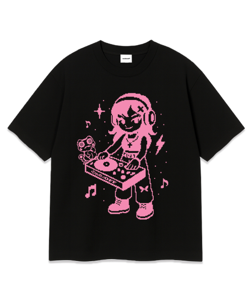 RANDOMOFF(ランダムオフ)の「PIXEL DJ KID OVER FIT T-SHIRT (3color)(Tシャツ/カットソー・メンズ・ホワイト/ブラック/ネイビー・SMALL/MEDIUM/LARGE/X-LARGE)」の5枚目の写真